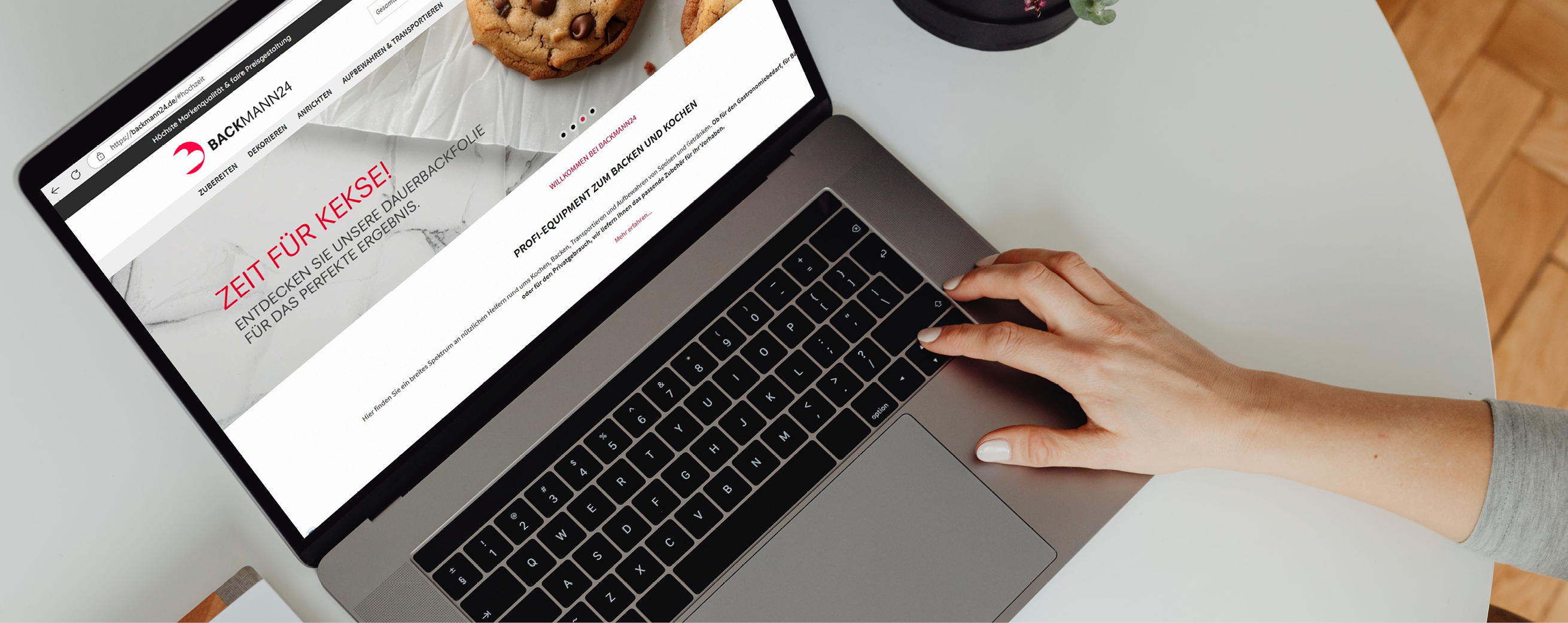 Backmann24 Website auf Laptop