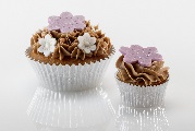 Doilies and baking cases