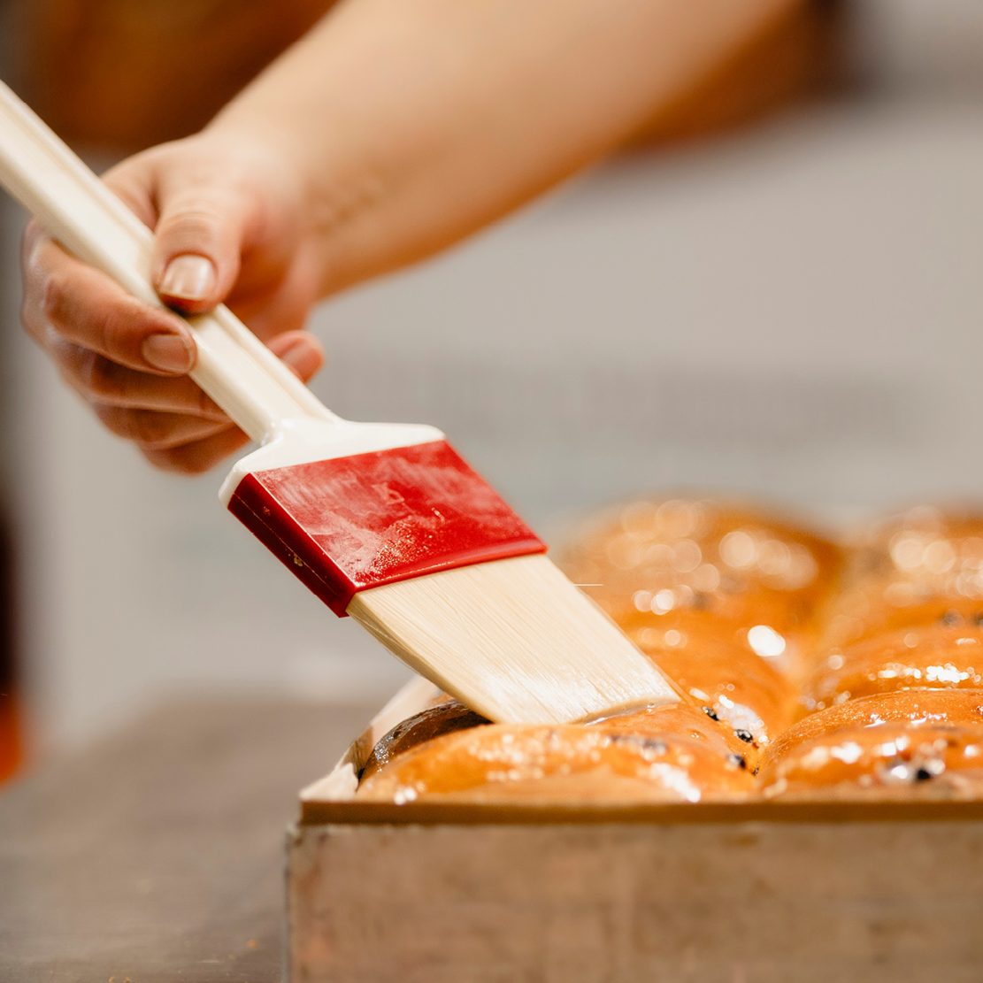 Flour Brooms & Brushes